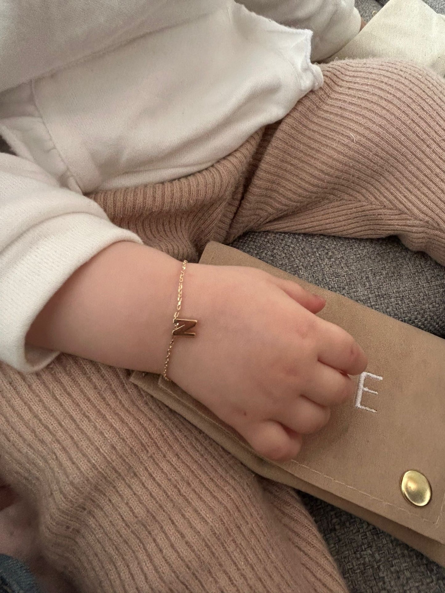 Vâye Children Letter Bracelet